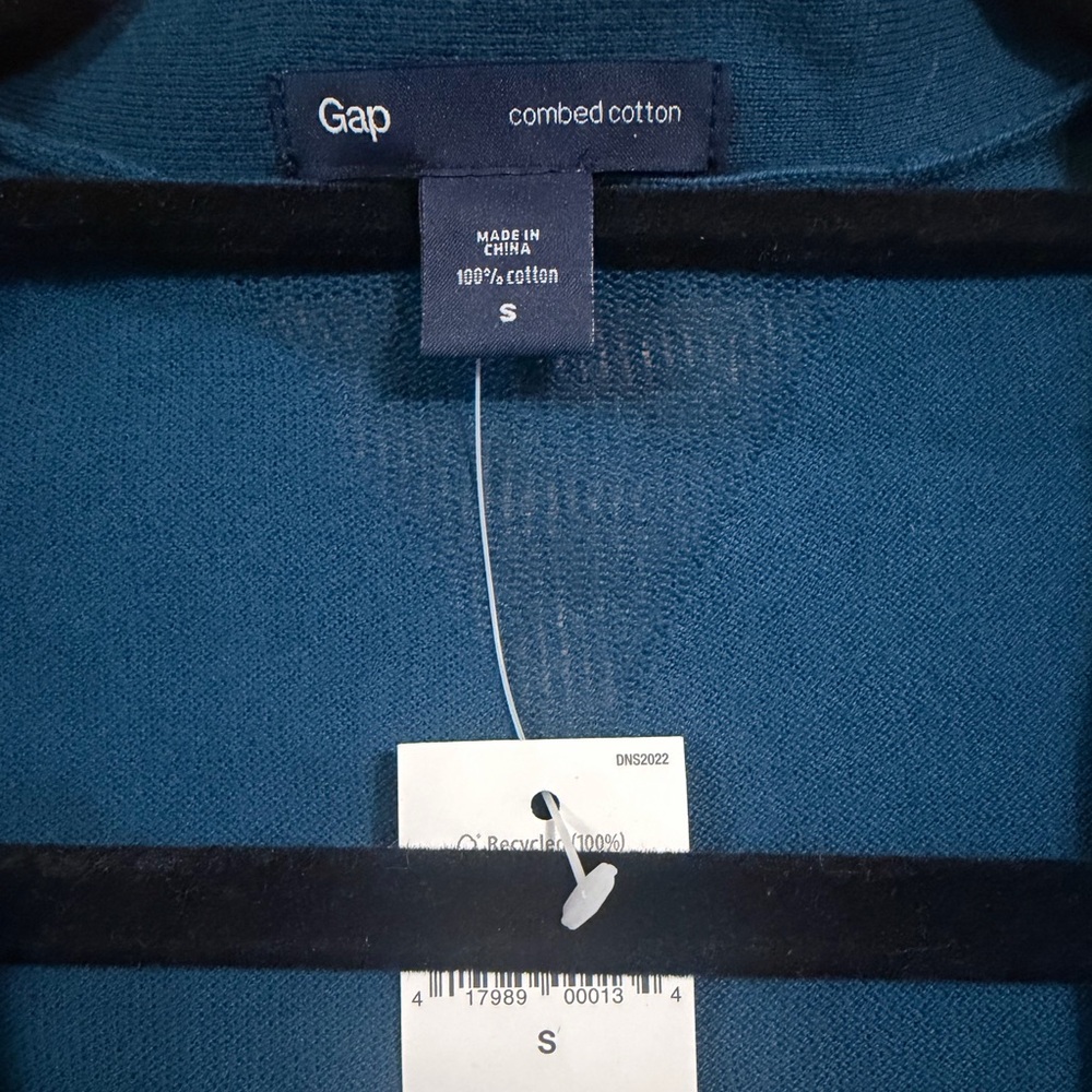 NWT GAP Women's 3/4 sleeve cotton Cardigan - Picture 2 of 6